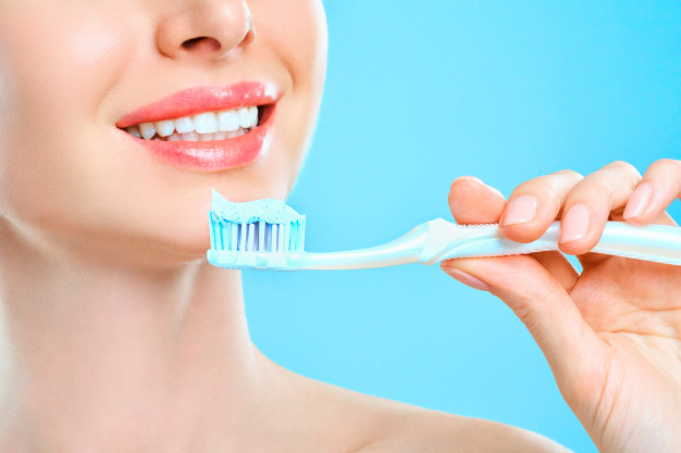 escovar os dentes - saúde bucal